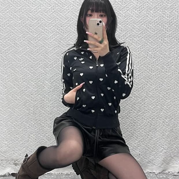 아디다스 Y2K 키치 스트릿 펑크 하트 도트 져지 집업 C12370