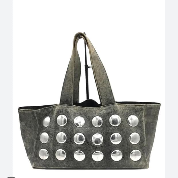 꼼데가르송 메탈 토트백 구해요