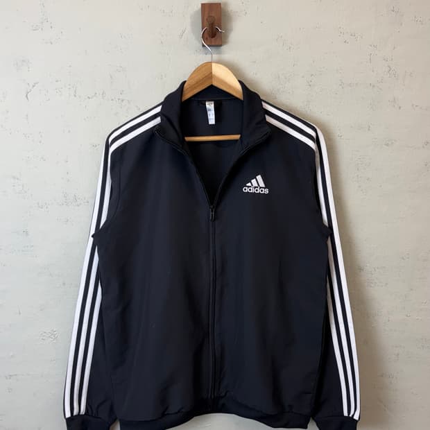 아디다스 삼선 바람막이 트랙 자켓