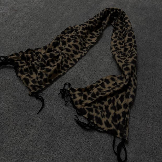 Vintage v-kei punk mood leopard scarf