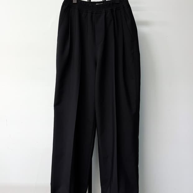 렉토 24F/W 포트 와이드 조거 팬츠