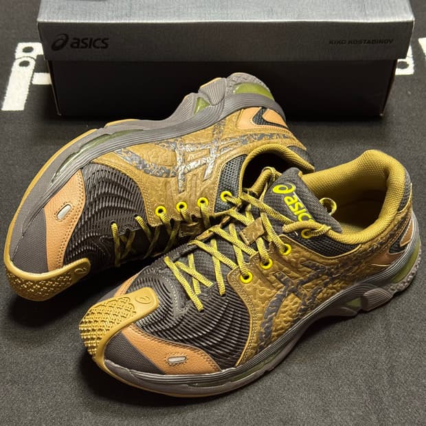 [270] 키코 아식스 젤 키릴 3 브론즈 브라운