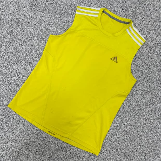105 아디다스 기능성 민소매 티셔츠 0319J