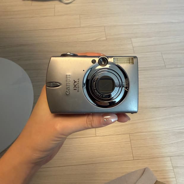 캐논 익서스 750 ixus 750 아일릿 원희 디카