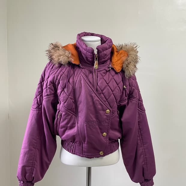 켄쇼 아베 스포츠 퀼팅 퍼후드 크롭 점퍼 