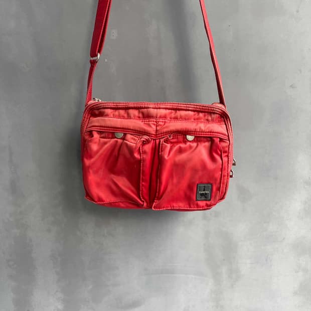 포터 탱커 크로스백 레드