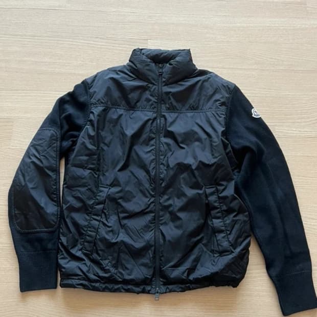 몽클레어 니트패딩