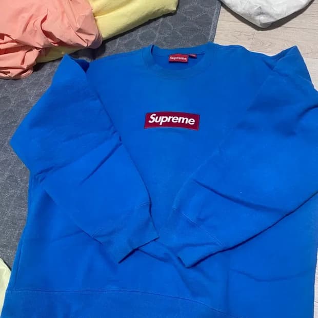 슈프림22 fw 박스로고 크루넥 블루