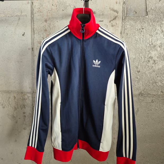 아디다스  삼선져지 트랙탑