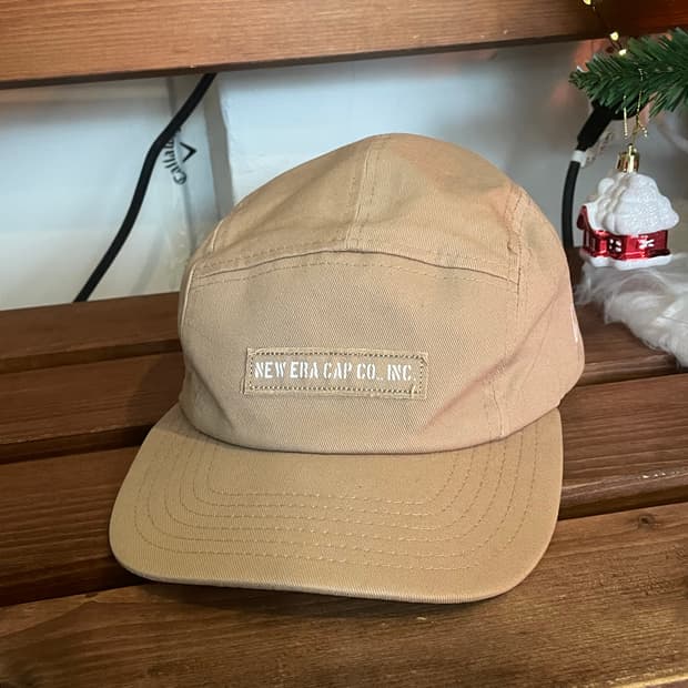 뉴에라 캠프캡 베이지