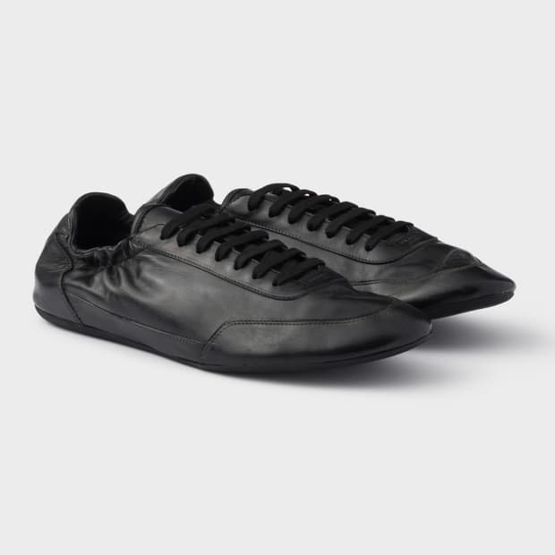 [PRADA] 컬랩스 가죽 스니커즈 9사이즈