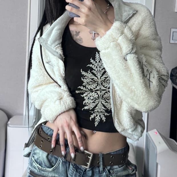 ༒ Y2K fur jacket