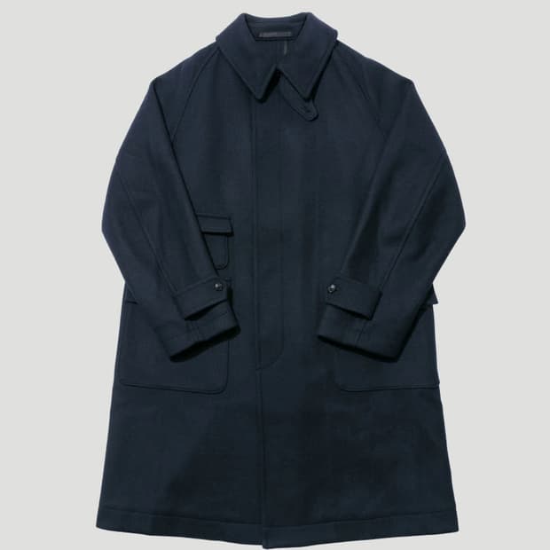 (미개봉새상품)25AW  4사이즈 캡틴선샤인 트레블러 팝니다.