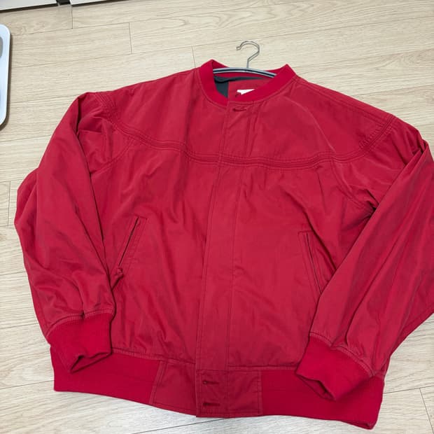 [M, 105] 카키스 덱 자켓 레드