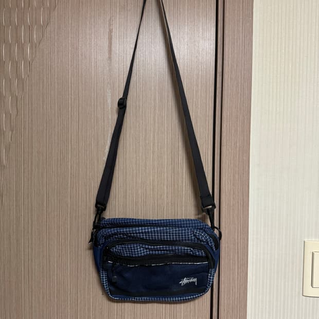 스투시 크로스백 