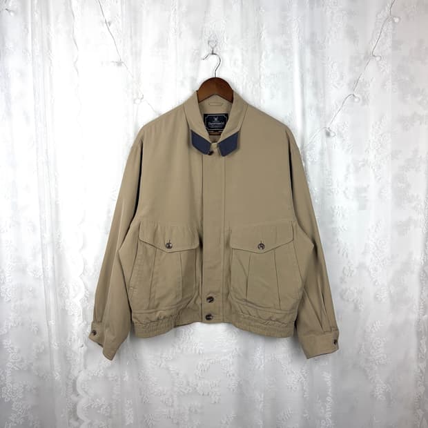 Bayronald Two-Tone Collar Blouson