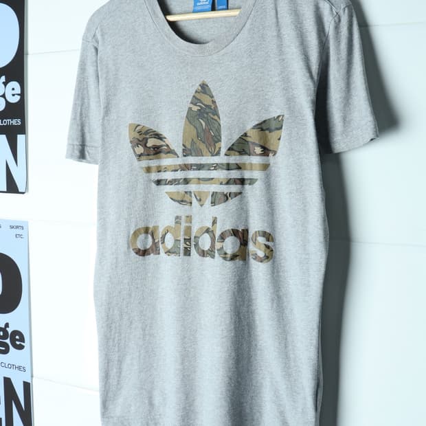 (XL) 아디다스 반팔 티셔츠 오리지널 카모 빅로고 리얼트리-H35777
