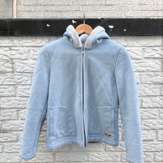 소소혜지빈티지 게스 하늘색 무스탕