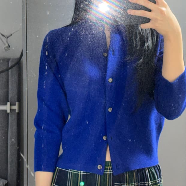 남색 가디건