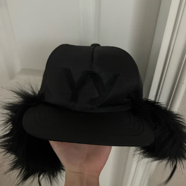 Open yy 포우 퍼 이어플랩 캡