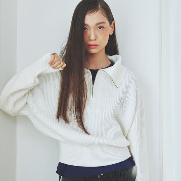 [새상품] 로씨로씨 반집업 니트