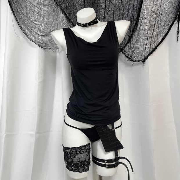 black sleeveless