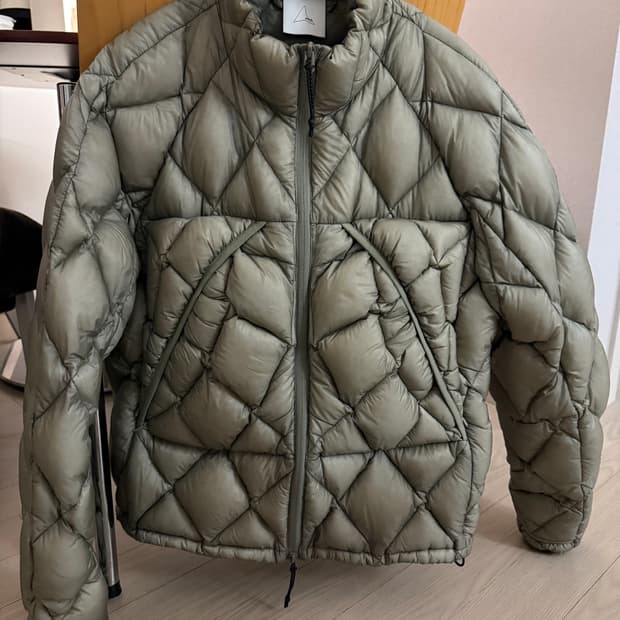 로아 23fw 라이트 다운 자켓 그레이 S 