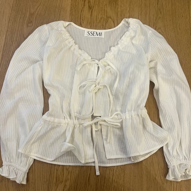 쎄미 THREE RIBBON 블라우스 아이보리