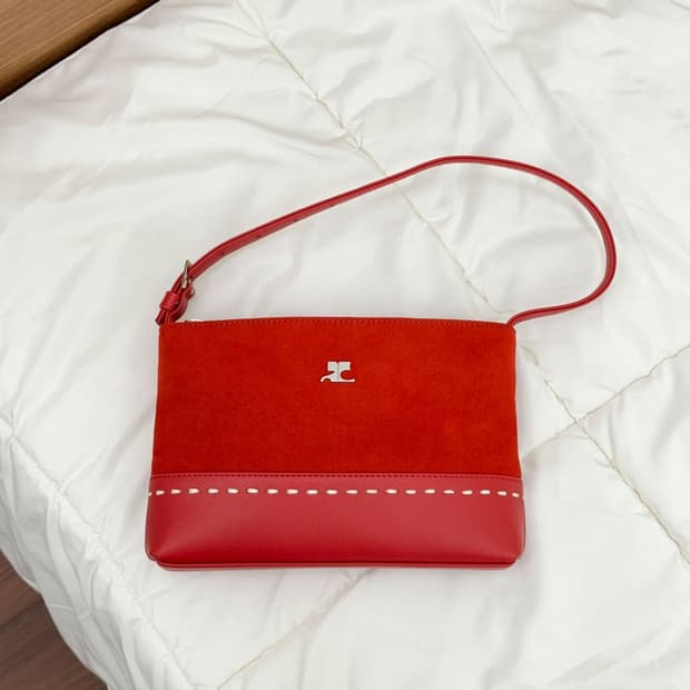 courreges / 꾸레쥬 레드 스웨이드 미니 숄더백 