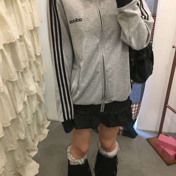 아디다스 그레이 면져지