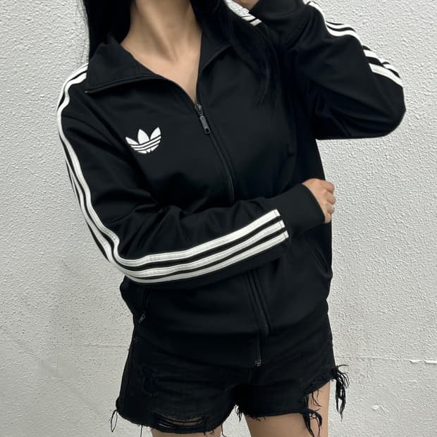 아디다스 파이어버드 블랙 트랙탑 95