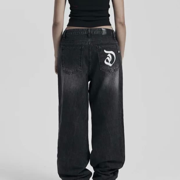 오도어 Nas raw wide denim in black