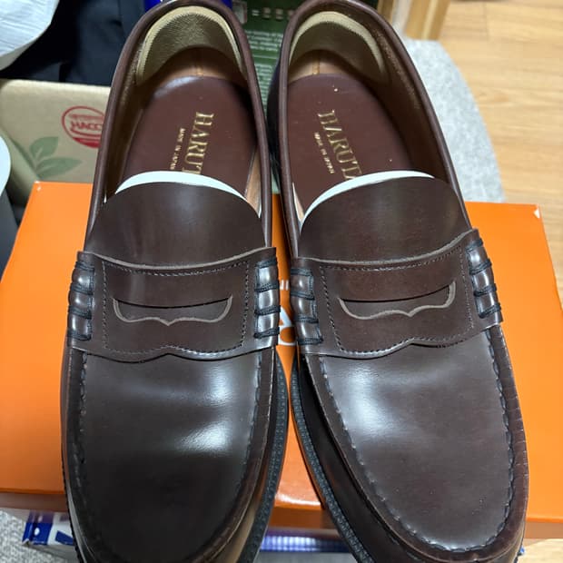 하루타 소가죽 로퍼