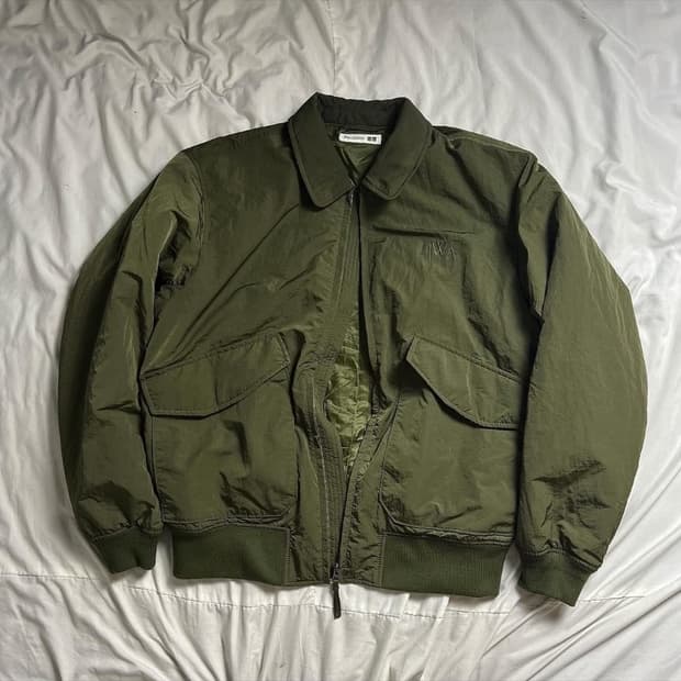 유니클로 jwa콜라보 자켓