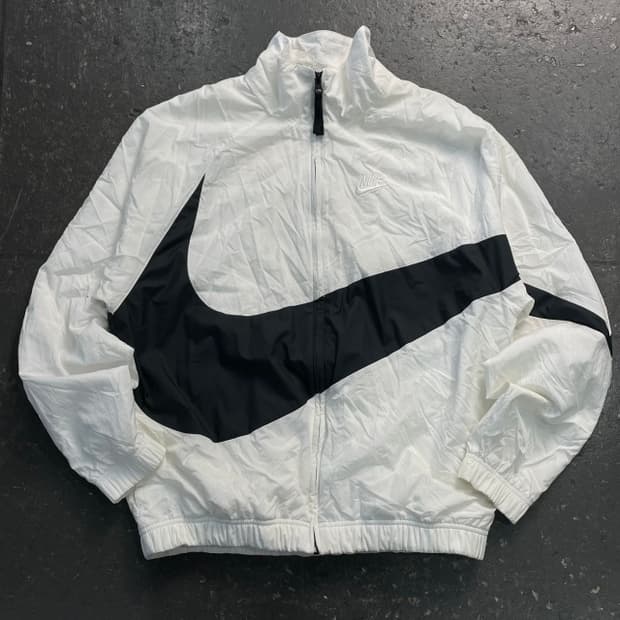 95-100 나이키 빅스우시 바람막이 