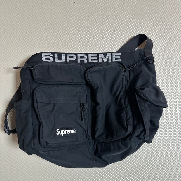 슈프림 필드 메신저백