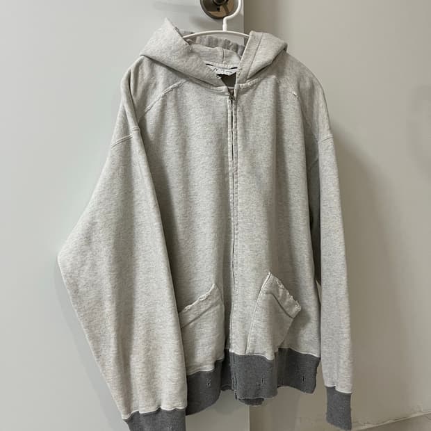 안셀름 후드집업