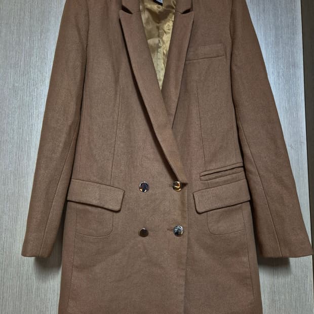 질샌더 브라운 더블 버튼 코트