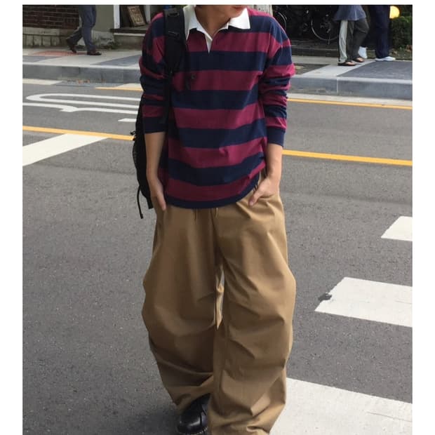 단 스튜디오 스트라이프 카라 럭비티