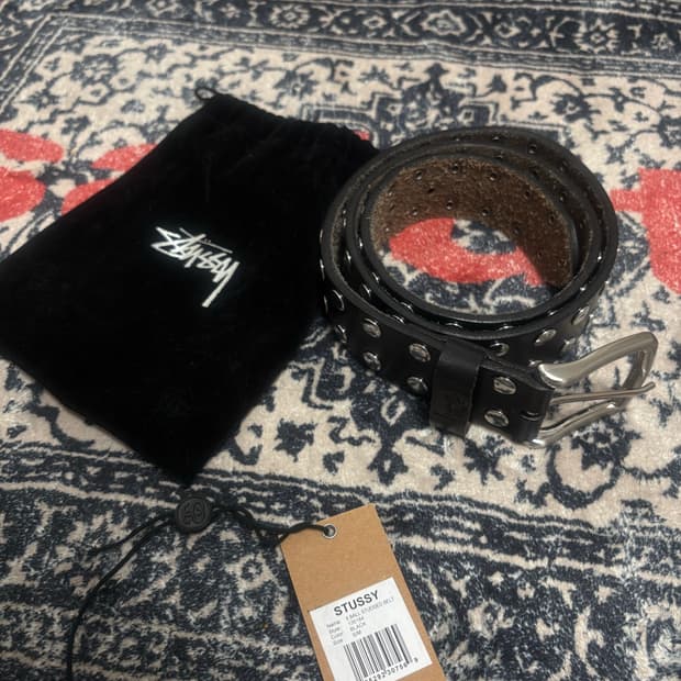 스투시 스터드 벨트 s/m