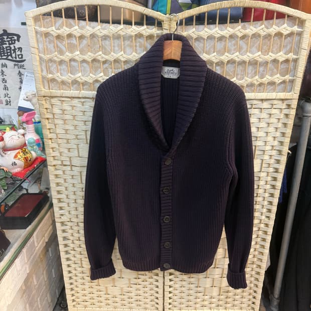 95-100 정품 에르메스 가디건 팝니다