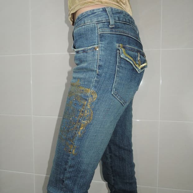 Gold Crown Low-Rise bootcut pants