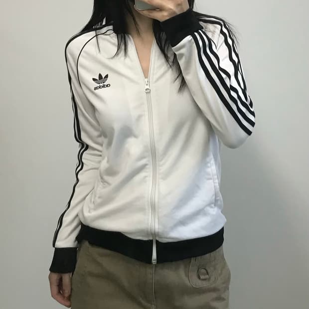 아디다스 슈퍼스타 쿠앤크 흰검 트랙탑 져지