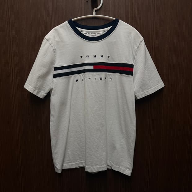 타미힐피거 반팔티셔츠 