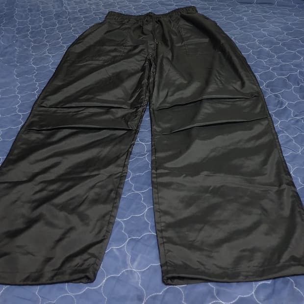 나일론 와이드 파라슈트 밴딩 팬츠 블랙 (32)