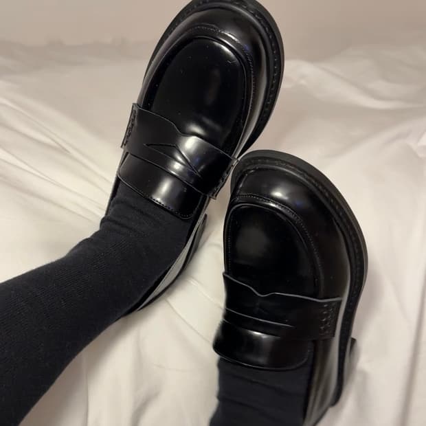 고윤정 착화 에펠클래식 로퍼 230