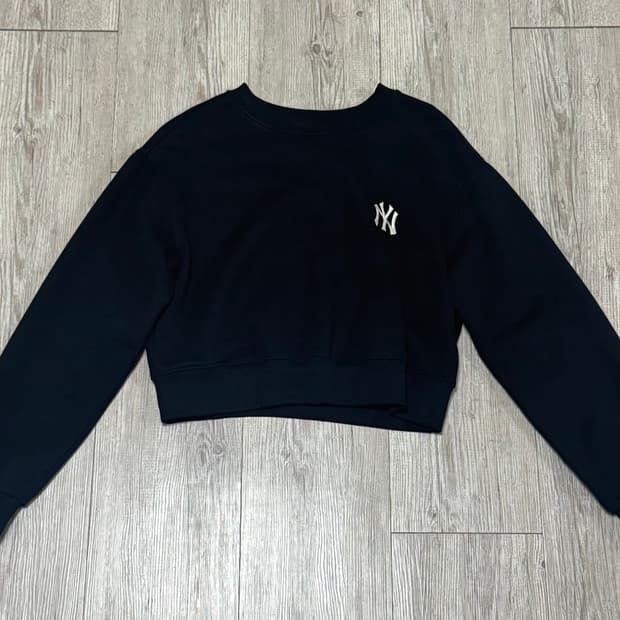 MLB 크롭 맨투맨 M