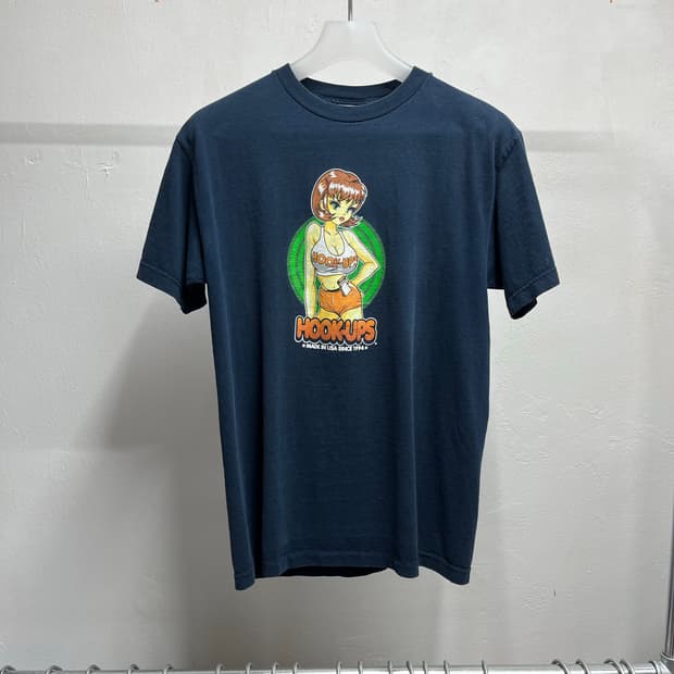 old hook-ups tee