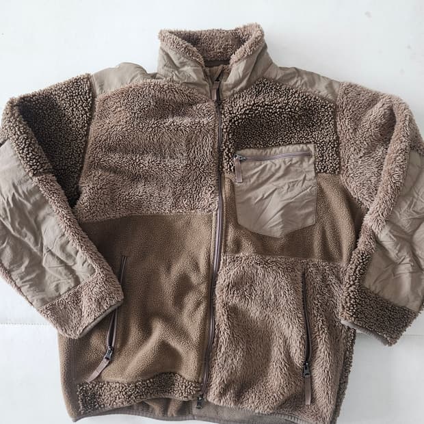 (m) 유니클로 엔지니어가먼츠 후리스 브라운