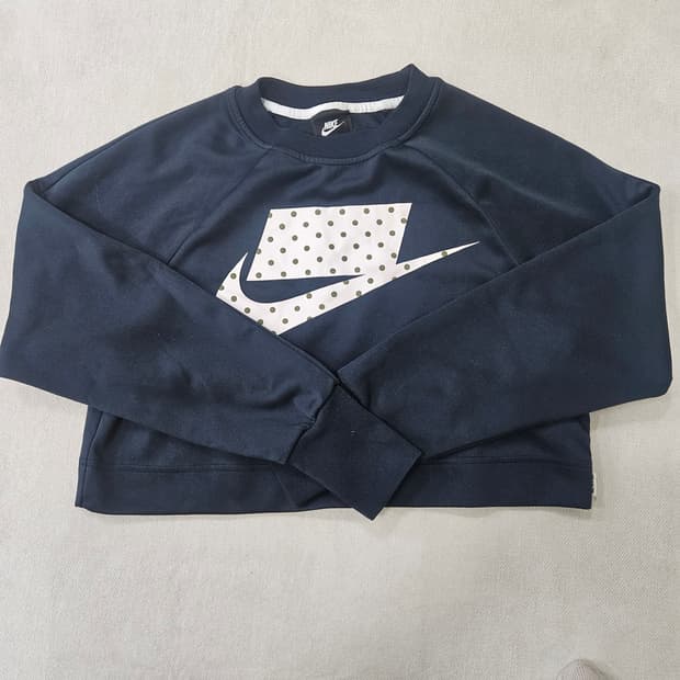 M 나이키 여성 빅로고 크롭맨투맨 0303Y